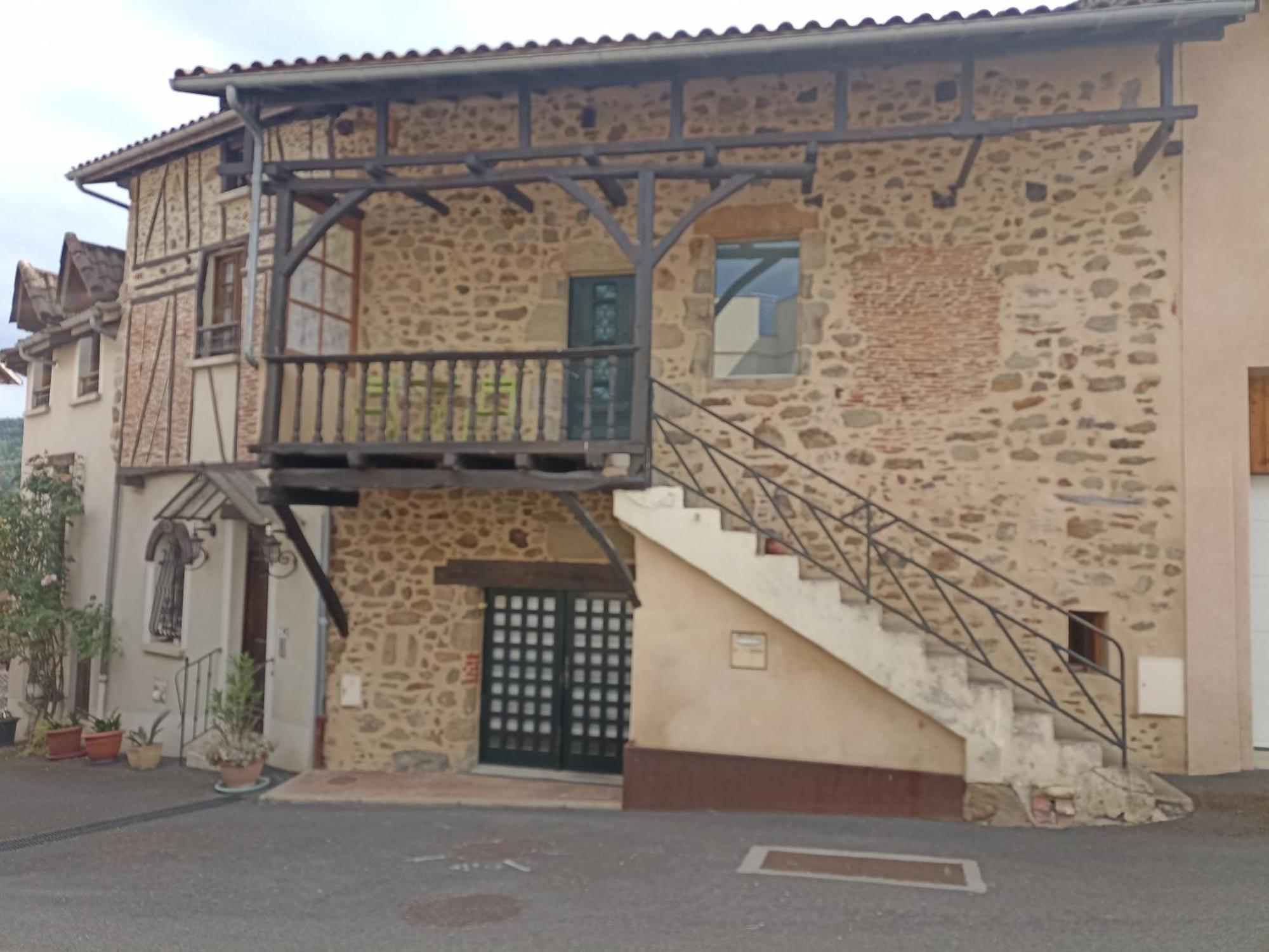 Le Coustalou Livinhac-le-Haut Exterior foto